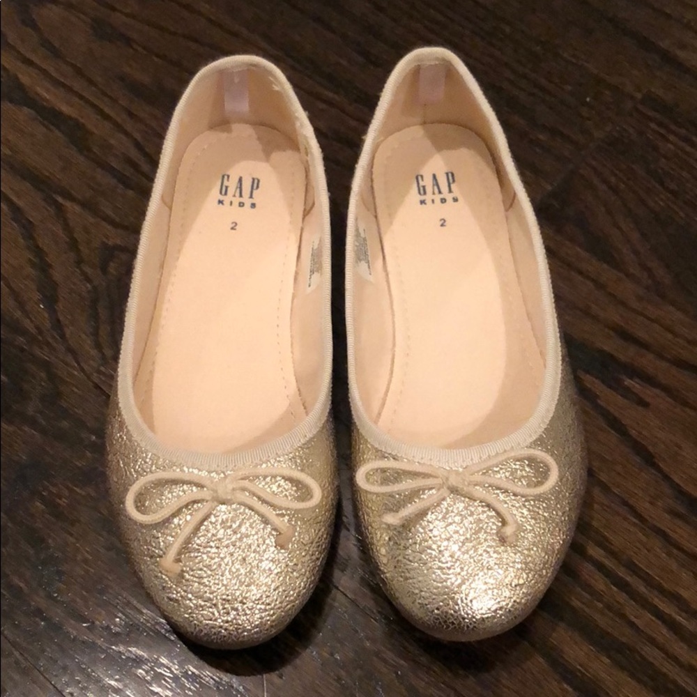 Gap kids girls ballet flats size 2